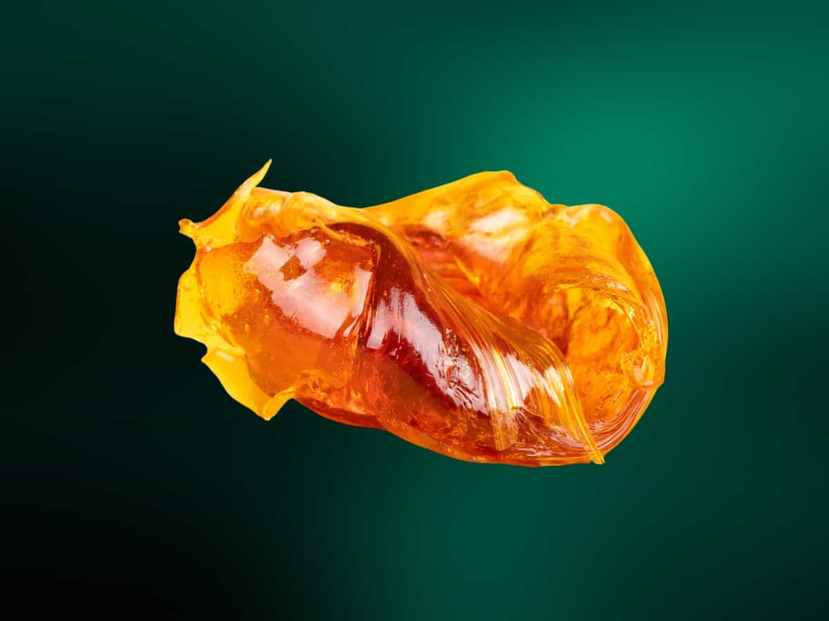 CBD Shatter with green background