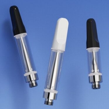 CCELL TH2 EVOMAX Cartridges sky blue background