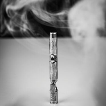 Dynavap M7 Smoke background